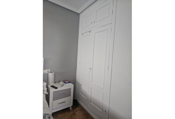 Venta - Apartamento / Piso -
Torrevieja