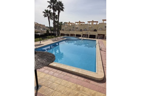 Herverkoop - Appartement / Flat -
Villamartín