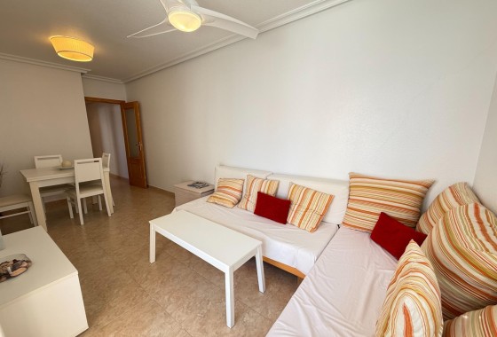 Resale - Wohnung / Appartement -
Torrevieja - Nueva Torrevieja
