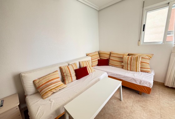 Resale - Wohnung / Appartement -
Torrevieja - Nueva Torrevieja