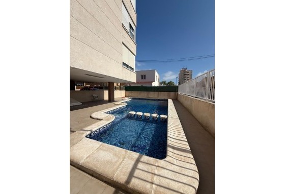 Resale - Wohnung / Appartement -
Torrevieja - Nueva Torrevieja