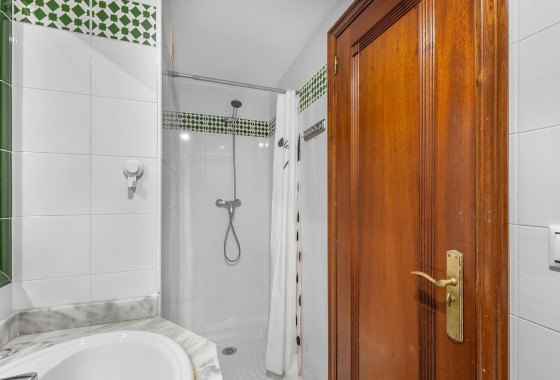 Herverkoop - Appartement / Flat -
Torrevieja - Playa de los Locos