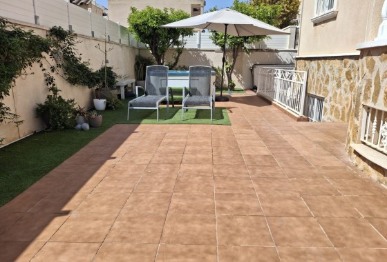 Herverkoop - Vrijstaande villa -
Ciudad Quesada - Rojales - Dona Pepa