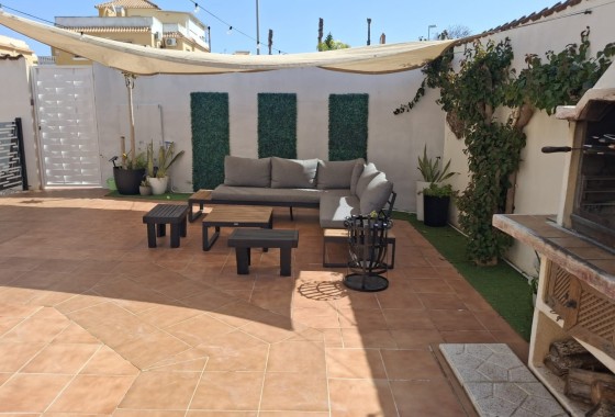 Herverkoop - Vrijstaande villa -
Ciudad Quesada - Rojales - Dona Pepa