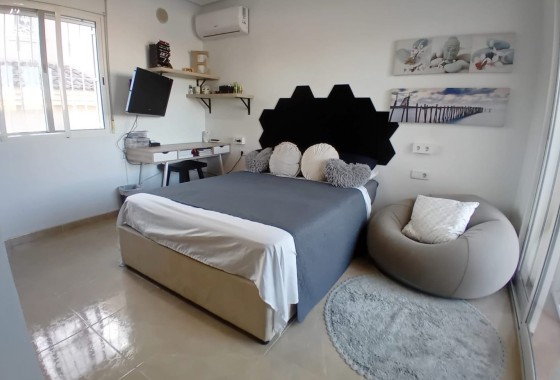 Herverkoop - Vrijstaande villa -
Ciudad Quesada - Rojales - Dona Pepa