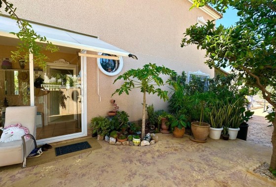 Herverkoop - Vrijstaande Villa -
Orihuela Costa - La Regia