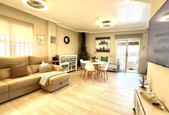 Herverkoop - Vrijstaande Villa -
Orihuela Costa - La Regia