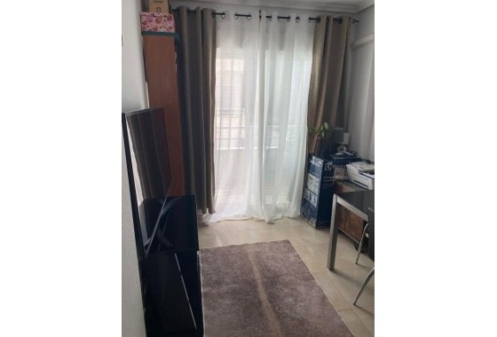 Herverkoop - Appartement / Flat -
Torrevieja - torrevieja