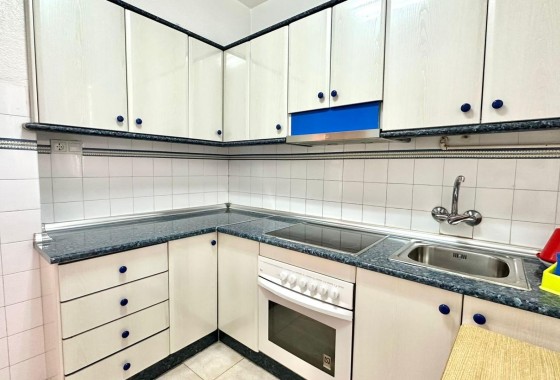 Herverkoop - Appartement / Flat -
Torrevieja - Estacion de autobuses