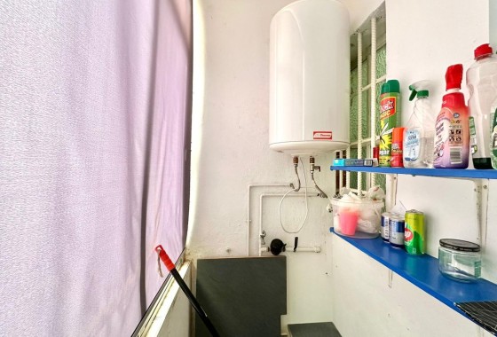 Herverkoop - Appartement / Flat -
Torrevieja - Estacion de autobuses