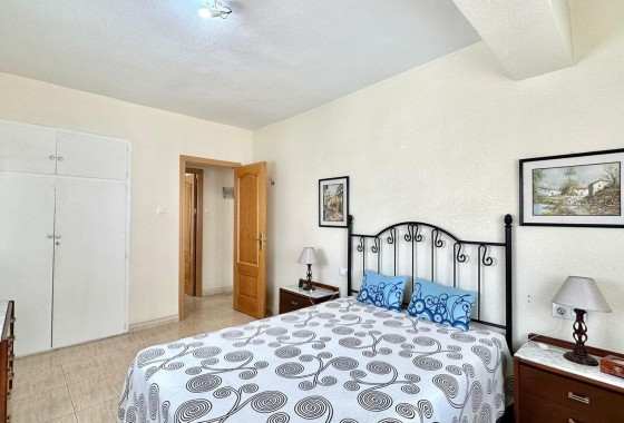 Herverkoop - Appartement / Flat -
Torrevieja - Estacion de autobuses