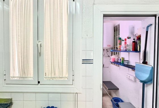 Herverkoop - Appartement / Flat -
Torrevieja - Estacion de autobuses