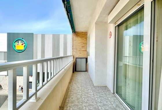 Herverkoop - Appartement / Flat -
Torrevieja - Estacion de autobuses