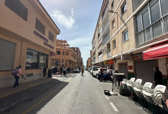 Herverkoop - Appartement / Flat -
Torrevieja - Estacion de autobuses