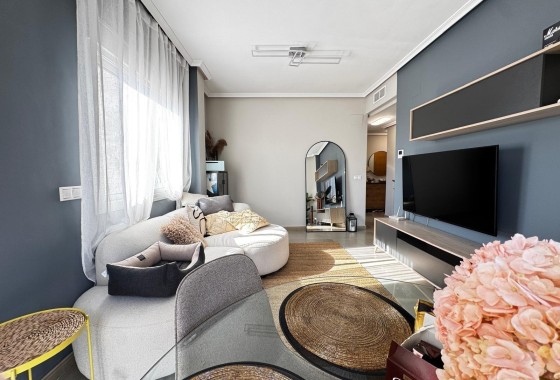 Herverkoop - Appartement / Flat -
Torrevieja - Playa del Cura