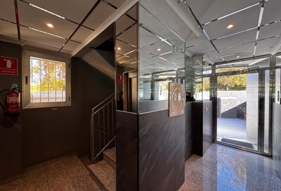 Herverkoop - Appartement / Flat -
Torrevieja - Playa del Cura