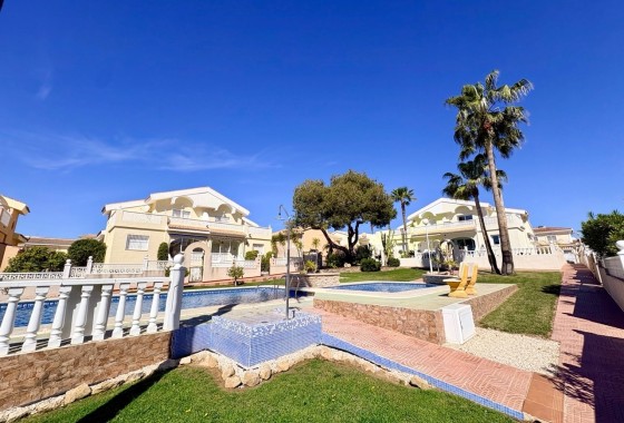 Herverkoop - Stadswoning -
Rojales - Ciudad Quesada