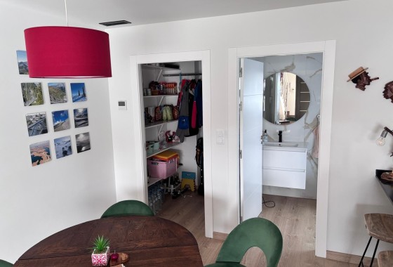 Herverkoop - Halfvrijstaande villa -
Los Montesinos - La Herada