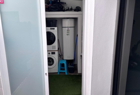 Herverkoop - Halfvrijstaande villa -
Los Montesinos - La Herada