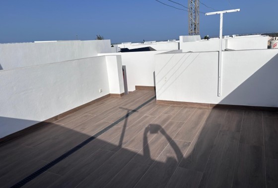 Herverkoop - Halfvrijstaande villa -
Los Montesinos - La Herada