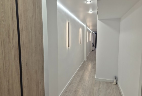 Revente - Appartement -
Torrevieja - Playa del Acequión