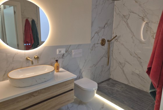 Revente - Appartement -
Torrevieja - Playa del Acequión