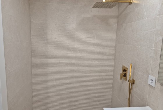 Revente - Appartement -
Torrevieja - Playa del Acequión