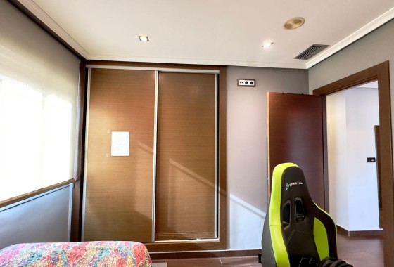 Herverkoop - Appartement / Flat -
Torrevieja - Playa del Cura