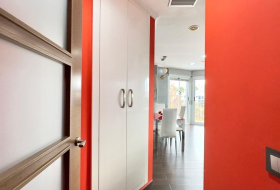 Herverkoop - Appartement / Flat -
Torrevieja - Playa del Cura