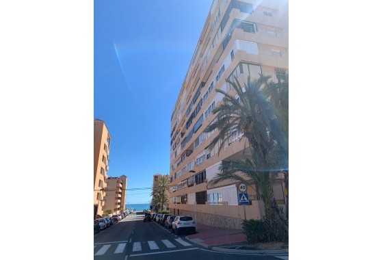 Revente - Appartement -
Torrevieja - Cabo Cervera