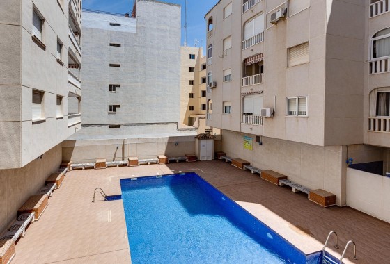 Revente - Appartement -
Torrevieja - Playa del Acequión