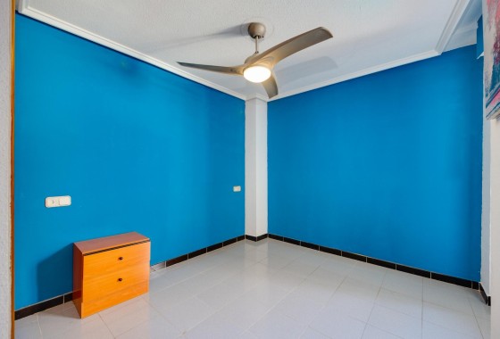 Revente - Appartement -
Torrevieja - Playa de Los Locos-Curva del Palangre