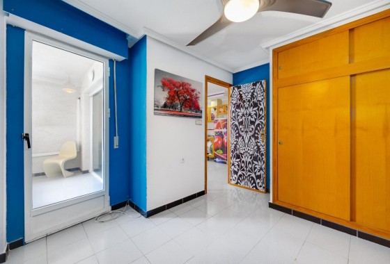 Revente - Appartement -
Torrevieja - Playa de Los Locos-Curva del Palangre
