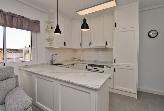 Herverkoop - Vrijstaande Villa -
Villamartín