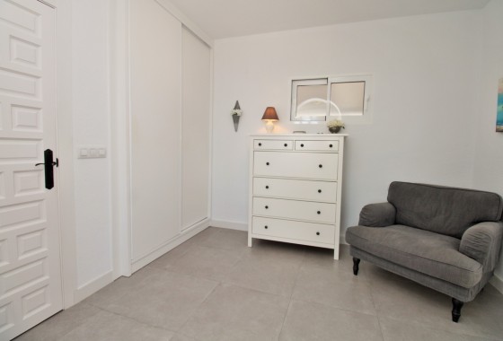 Herverkoop - Vrijstaande Villa -
Villamartín