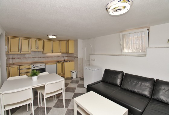 Herverkoop - Vrijstaande Villa -
Villamartín