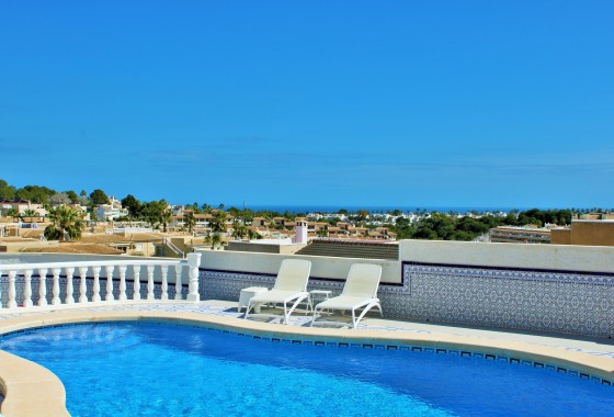 Herverkoop - Vrijstaande Villa -
Villamartín