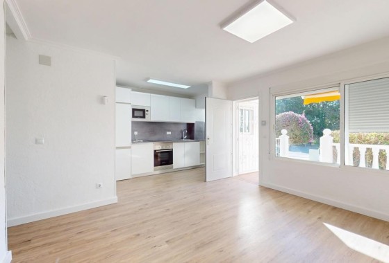 Venta - Apartamento / Piso -
Villamartín