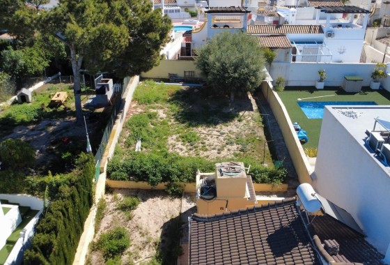 Herverkoop - Vrijstaande Villa -
Torrevieja - Los balcones