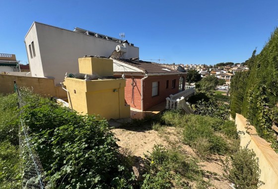 Herverkoop - Vrijstaande Villa -
Torrevieja - Los balcones