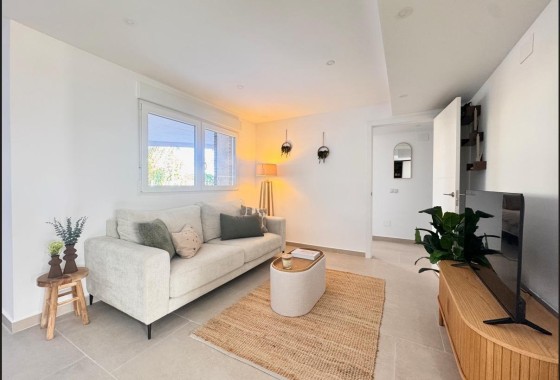 Resale - Wohnung / Appartement -
Torrevieja - Acequion