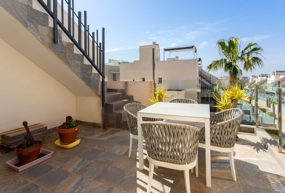 Resale - Stadthaus -
Torrevieja - Aguas Nuevas