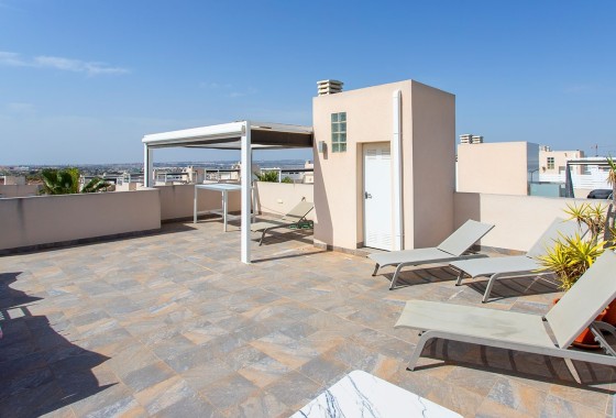 Resale - Stadthaus -
Torrevieja - Aguas Nuevas