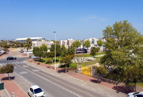 Resale - Stadthaus -
Torrevieja - Aguas Nuevas