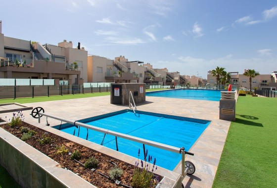 Resale - Stadthaus -
Torrevieja - Aguas Nuevas