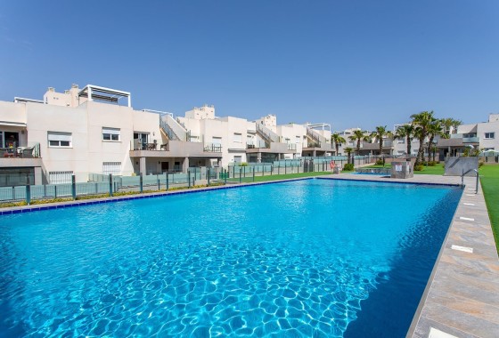 Resale - Stadthaus -
Torrevieja - Aguas Nuevas