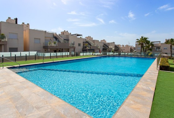 Resale - Stadthaus -
Torrevieja - Aguas Nuevas