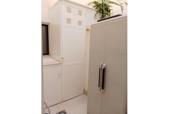 Venta - Apartamento / Piso -
Torrevieja - Estacion de autobuses