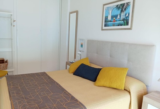 Venta - Apartamento / Piso -
Torrevieja - Estacion de autobuses