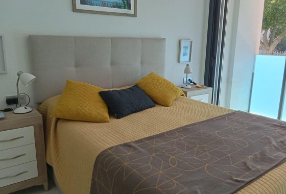 Venta - Apartamento / Piso -
Torrevieja - Estacion de autobuses